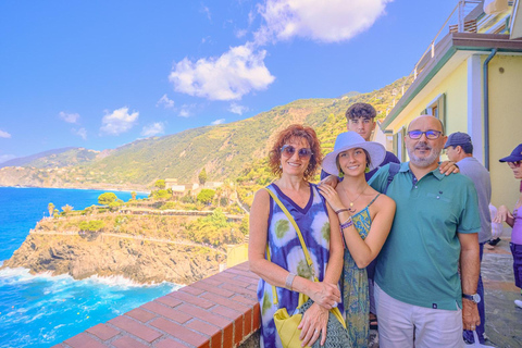 From Milan:Cinque Terre National Park with Limoncino Tasting Cinque Terre From Milan: Low Cost Spanish Tour