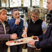 Dublin Taste Trail: Guided Food and Drink Walking Tour