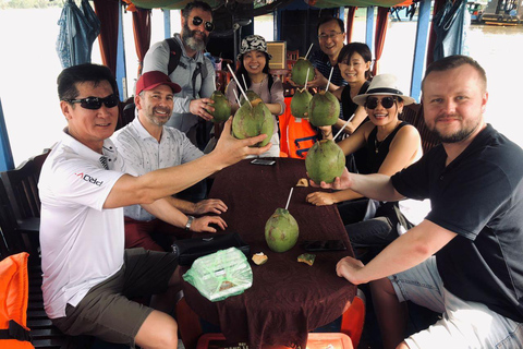 Excursão aos túneis de Cu Chi e ao Delta do Mekong em um dia