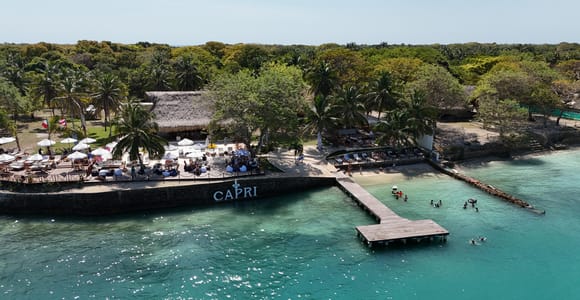 Cartagena Essentials: Rosario Islands Day Pass Speedboat Tour