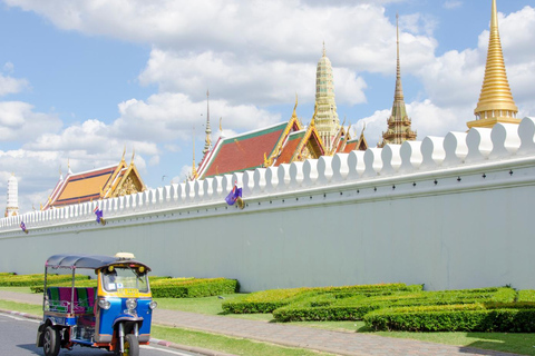 Bangkok: Tour guidato in un tipico Tuk-Tuk tailandese