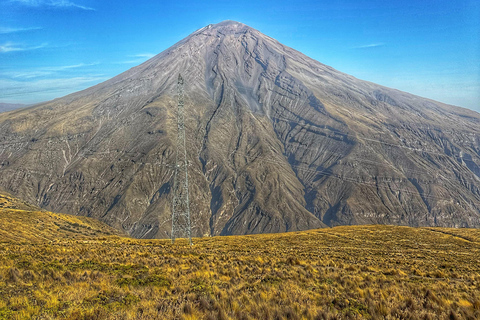 Salinas Salt Lake Day Trip - Private Tour