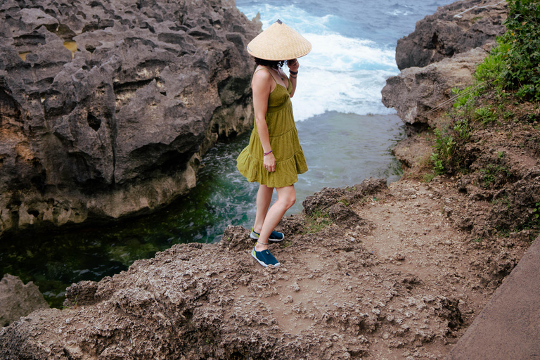 From Lembongan: Nusa Penida East & West Highlight Day Tour Penida West Coast Tour with Meeting Point at Port