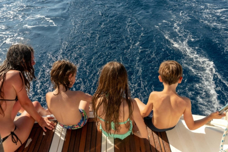 Heraklion Luxury Catamaran Dia Isla -Gourmet Lunch Top RatedPrincipal - Matin ou coucher de soleil