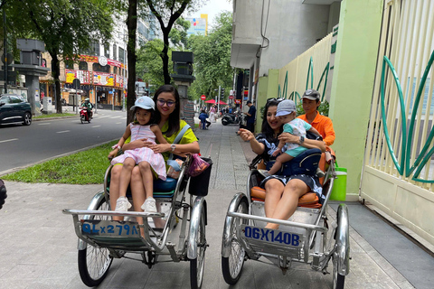 Passeio turístico privado pela cidade de Ho Chi Minh em bicicleta