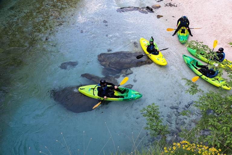 Bovec: Explora el río Soča en kayak sentado + foto GRATISBovec: Explora el río Esmeralda en kayak con asiento
