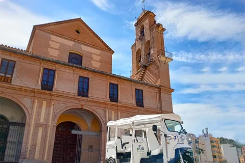 Málaga: Premium private Tuk Tuk tour