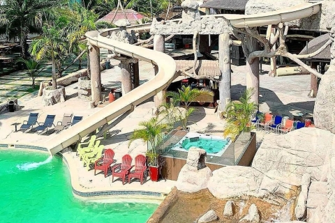 Aqua Safari Resort y Excursión a la Isla del Tesoro en 2 Días