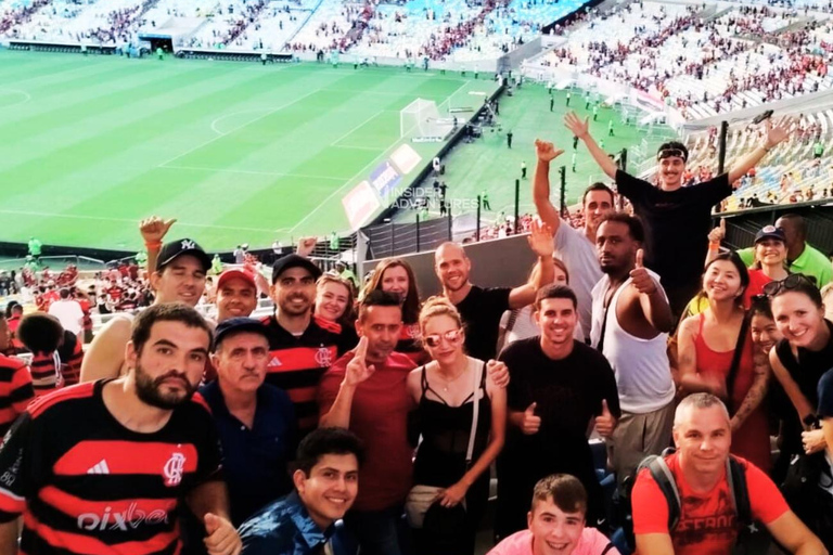 PARTIDO DE FÚTBOL EN EL RÍO MARACANÁ CON TICKET DE ENTRADA Y TRANSPORTE