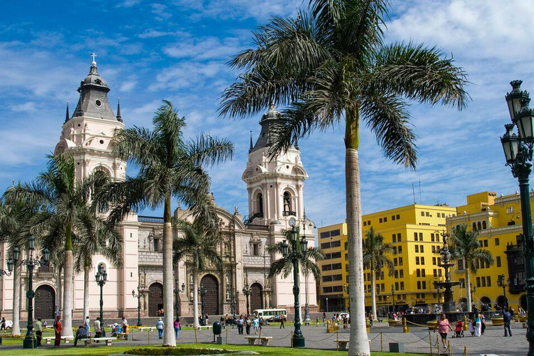 Lima: LIM Airport Private Transfer to/from Lima City Center Departure: Hotel in Lima city center to LIM Airport
