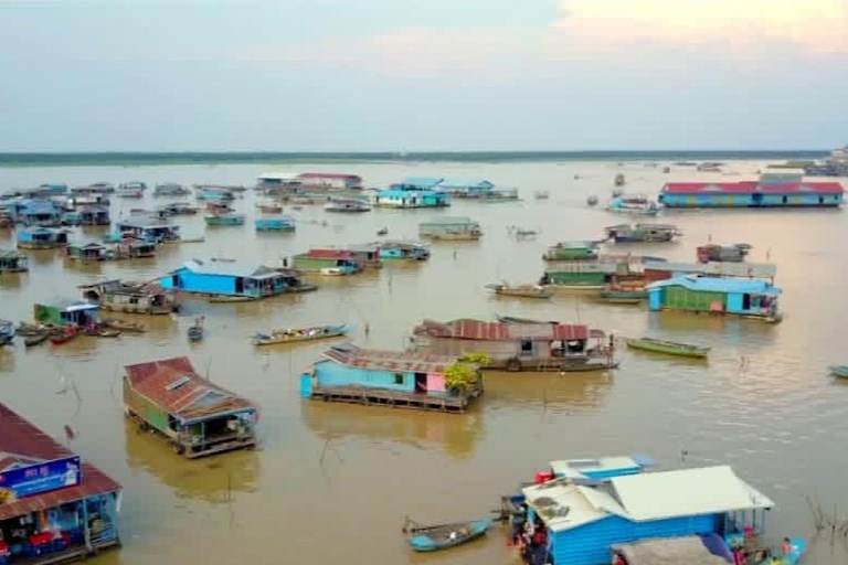 Siem Reap: Killing Fields & Floating Village Sunset Cruise Option 2: Guided Cultural Experience