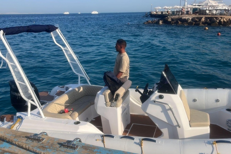 Hurghada: zachód słońca, grillowanie na wyspie Magawish łodzią motorowąPrywatna łódź motorowa z grillem