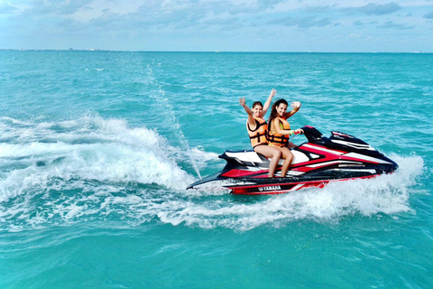 Cancun: Jet Ski Rental in Ocean Side