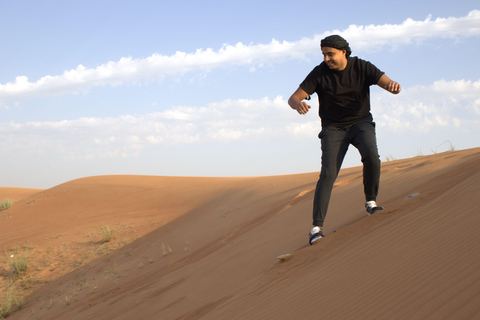 3000cc duinbuggyrit met zandboarden - Rode duinenDuin Buggy Avontuur +Zandboarden - Dubai Rode Duinen