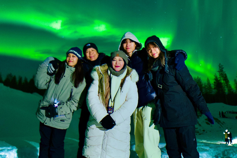 Rovaniemi: ✅ Northern Lights 100% Guarantee & Free Photos ✅ ✨ Small Group Northern Lights Hunting - Max 8 People ✨