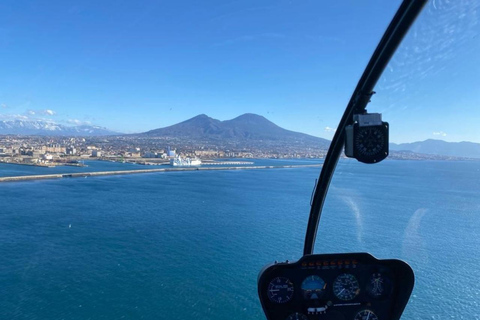 Naples and Pompeii: Helicopter tourHelicopter tour of Naples