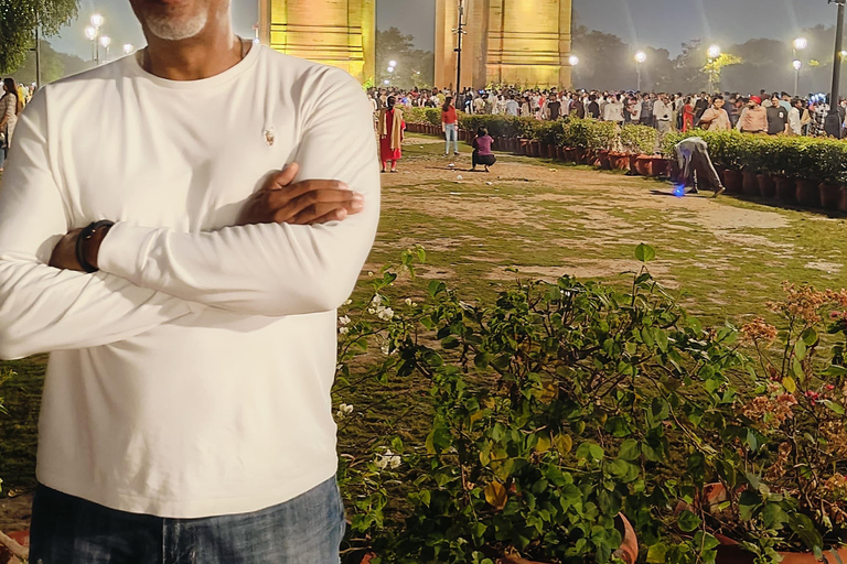 Delhi: Nachtleven Tour met privé auto, gids &amp; chauffeur