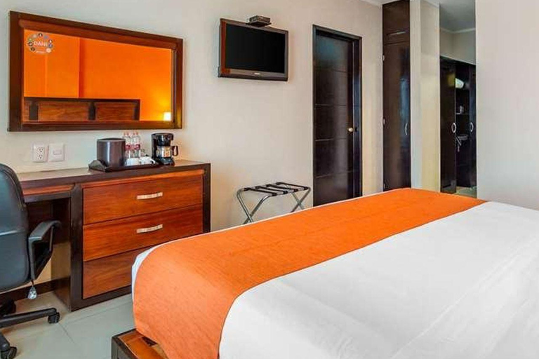 Private Transfer from Comfort Inn Cancun to CUN airport