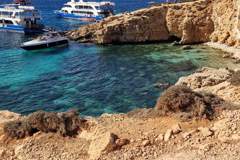 Crociera di un giorno intero a Comino e alla Laguna Blu da Gozo e CirkewwaDa Gozo e Cirkewwa: Crociera di una giornata intera a Comino e alla Laguna Blu