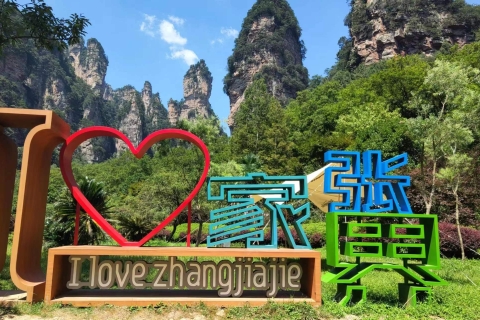 Całodniowa wycieczka prywatna do Narodowego Parku Leśnego ZhangjiajieWyjazd z hotelu Wulingyuan