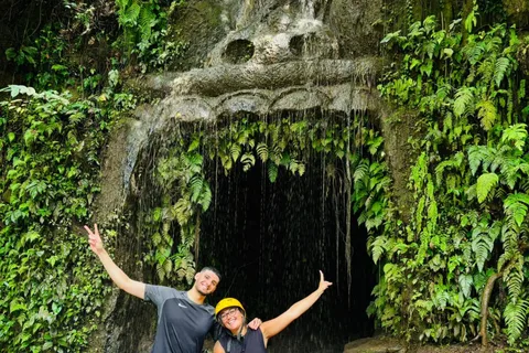 Ubud: Grotta del Volto di Barong Escursione in quad in ATV con pranzo