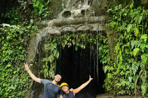 Ubud: Caverna de Barong Face Passeio de quadriciclo ATV com almoço