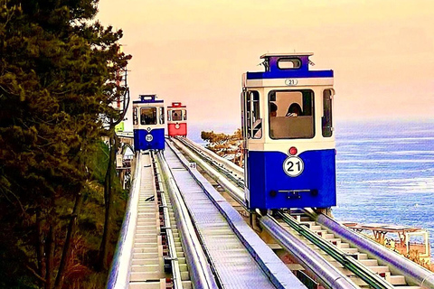 Pusan: viaje de lujo por el océano: cápsula Blue Line + yate.Busan: Viaje de lujo por el océano – Cápsula Blue Line + Yate