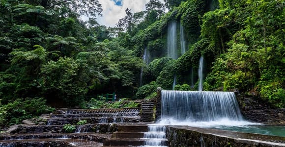 Lombok: Benang Kelambu & Benang Stokel Waterfalls Tour