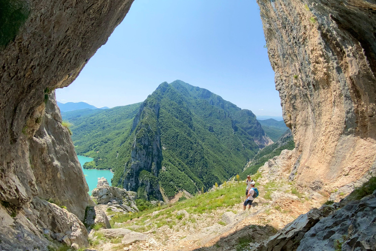 Bovilla Lake & Gamti Mountain Hike with Swimming Bovilla Lake & Gamti Mountain/Nature, Hiking & Swimming
