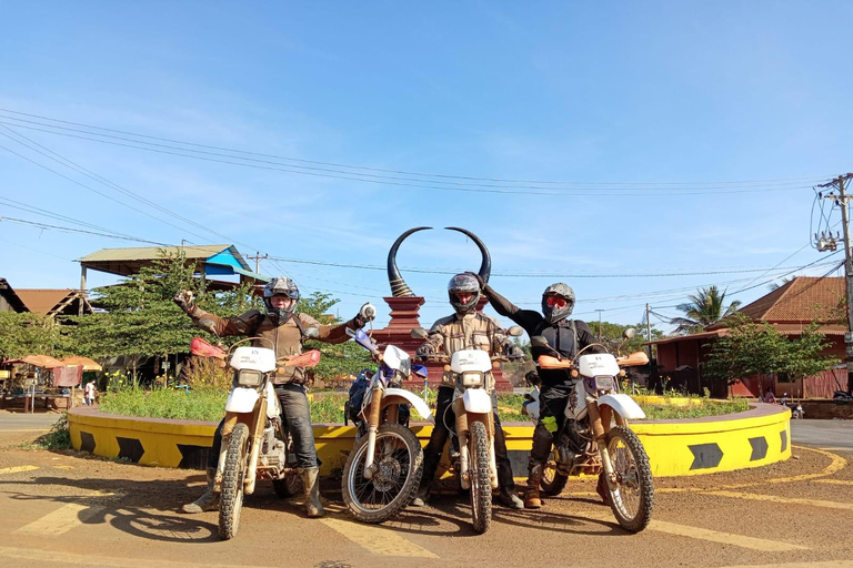 Aventura de 21 dias no Camboja de motocicleta