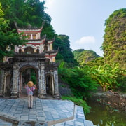 Best of Ninh Binh: Private Guided Day Trip from Hanoi by Car