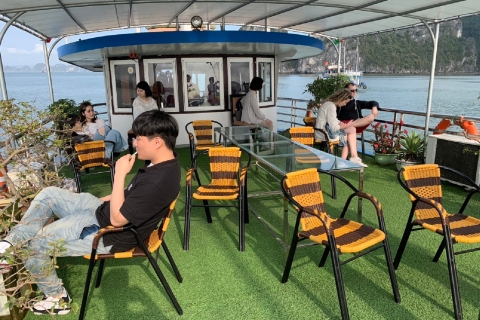 Halong luxe dagcruise en transporttransfersVanuit Hanoi: Ha Long-cruise met vervoer en lunch
