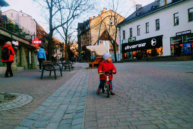 Zakopane: Hidden Gems Walking Tour - Highlanders' Old Town