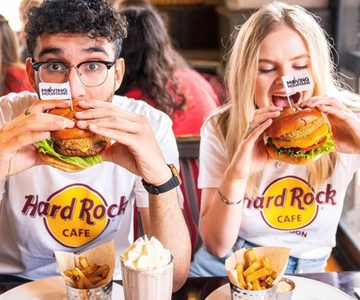 Tenerife: Hard Rock Cafe Set Menu Lunch or Dinner & Drink