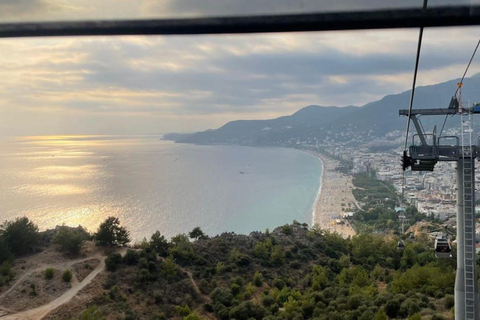 Alanya: City Tour with Cable Car and Damlatas Cave 3 in 1 Alanya: City Tour with Cave acces and cable car ticket.