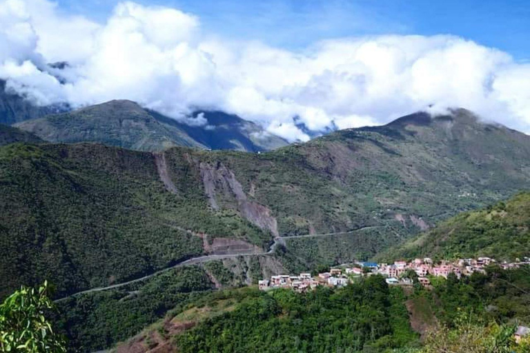 Gli Yungas , Tour della Coca , Cultura Aymara