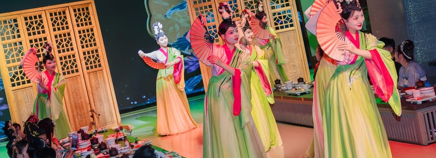 Suzhou : Expérience culinaire au jardin Jiangnan avec spectacle Pingtan