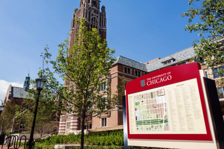 Chicago: University of Chicago Student-Led Campus Tour