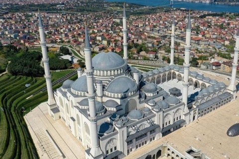 Istanbul Two Continents Tour per bus en Bosporus-cruise