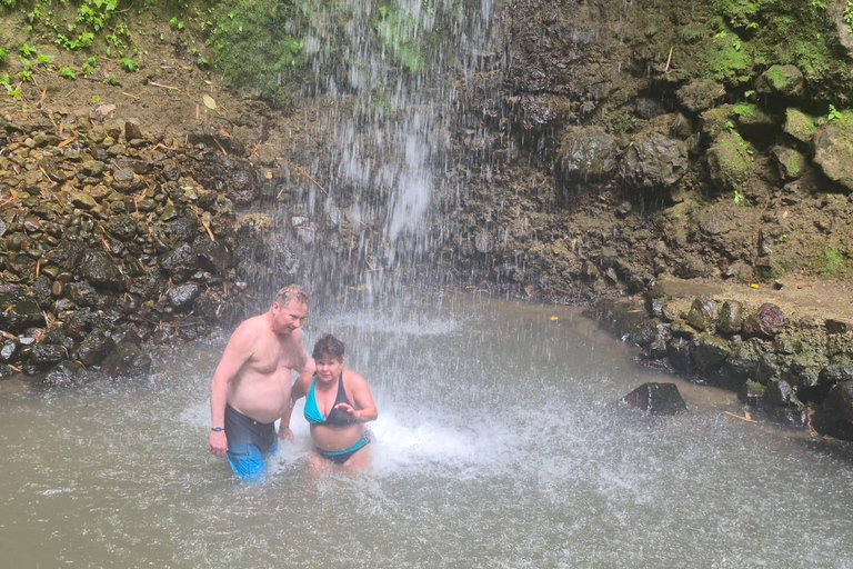 St. Lucia: East Coast Island Tour with Waterfall Swim St. Lucia: East Coast Island Tour with Lunch