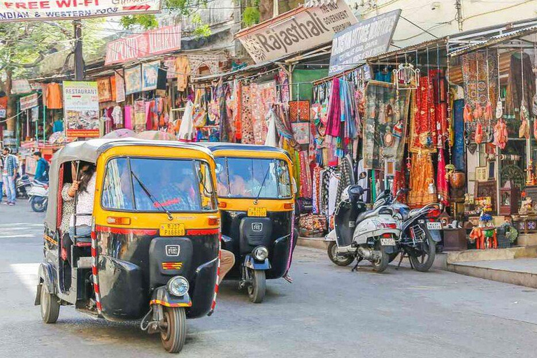 Udaipur: Culture, Crafts & Market Shopping Tour Udaipur Shopping Tour: Guide + Car