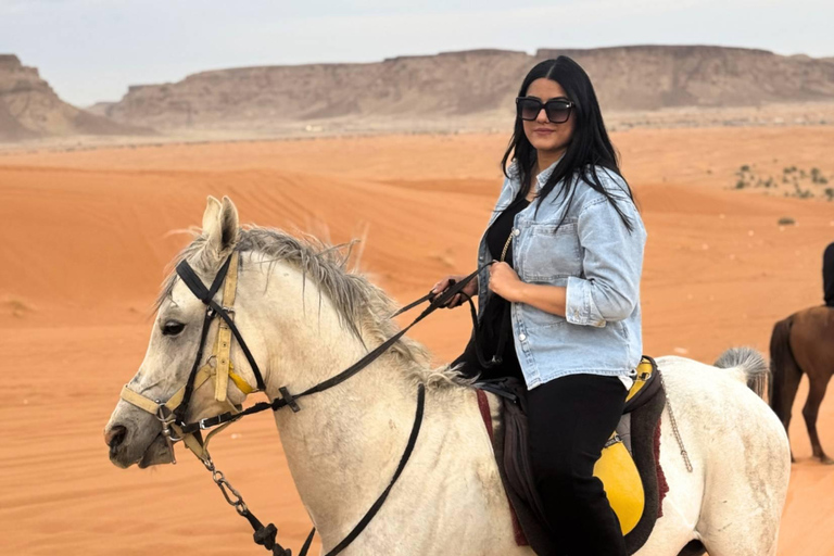 Excursion à cheval dans le désert de RiyadBalade à cheval dans le désert de Riyad