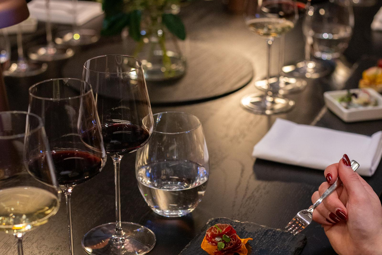 Adelaide: Cultural Connections Canapés & Wine Experience