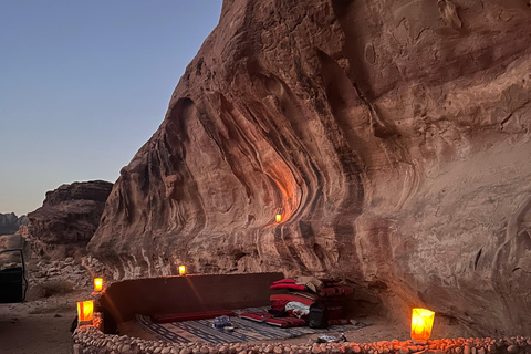 Wadi Rum Jeep Tour – Choose Duration, With or Without Stay 3-Hour Wadi Rum Jeep Tour
