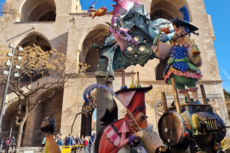 Valencia: Tour a piedi del Festival delle FallasTour a piedi del Festival delle Fallas