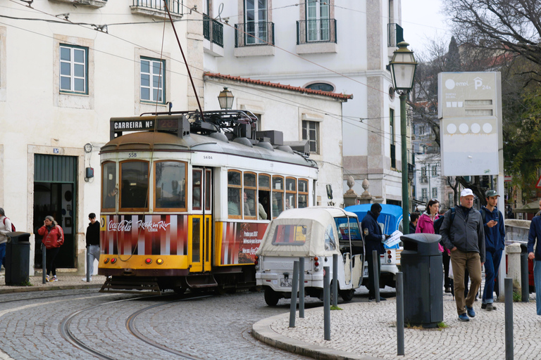 Lisbon: Private Old Town Tuk Tuk Tour | OLD is GOLD 2h Exclusive Private Tour (Multilingual)