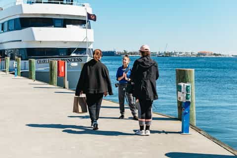 Charleston: Daytime or Sunset Historic Harbor Cruise