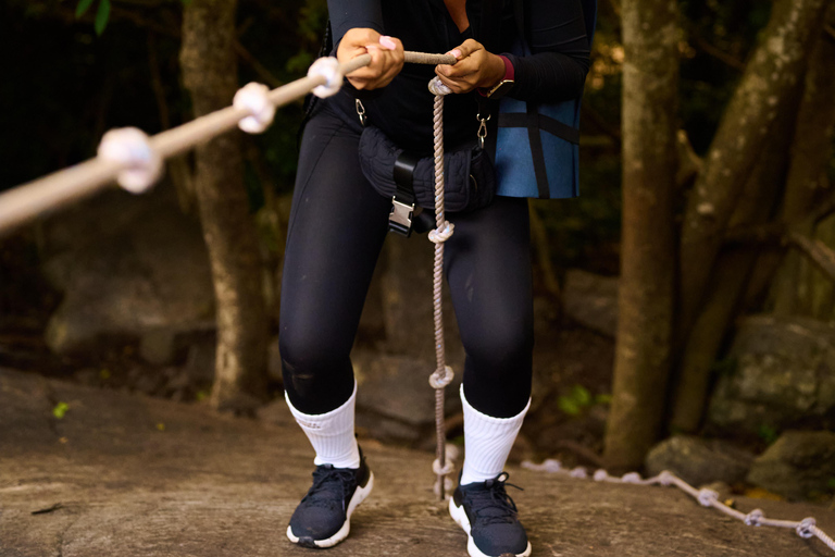 ACCRA : Pass d'une journée bien-être et aventure avec thérapie de groupeACCRA : Carte journalière bien-être et aventure avec thérapie de groupe