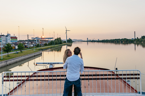 Vienne : Dîner-croisière à 3 platsVienne : croisière en soirée avec dîner 3 plats