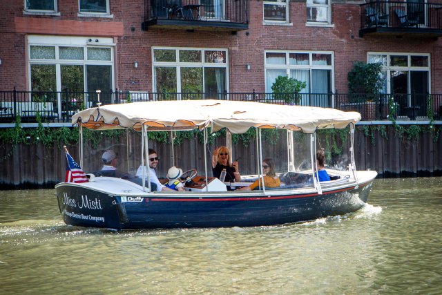 Chicago River Architektur und Geschichte auf einer privaten Bootstour